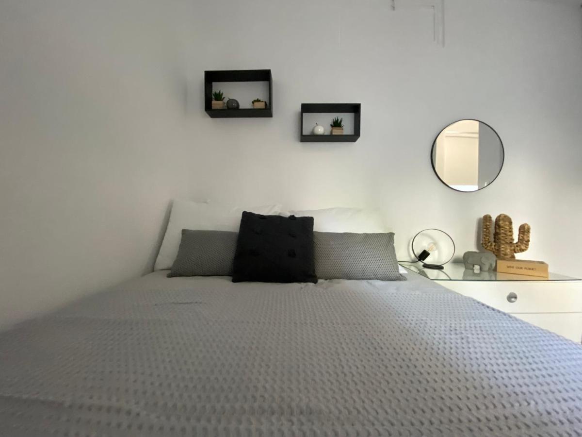 Appartement Tiny Little House à Athènes Extérieur photo